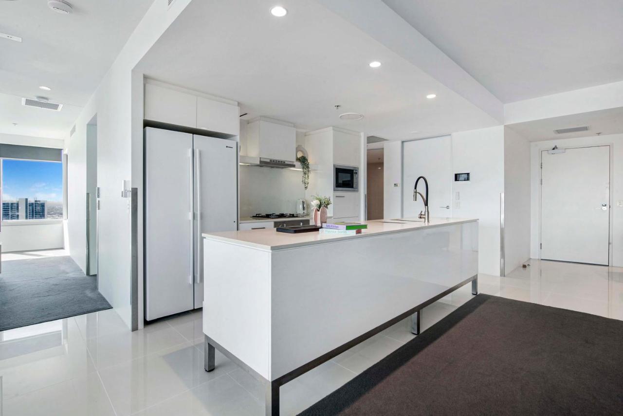Q Tower At Surfers Paradise - Self Contained Apartments Guldkusten Exteriör bild