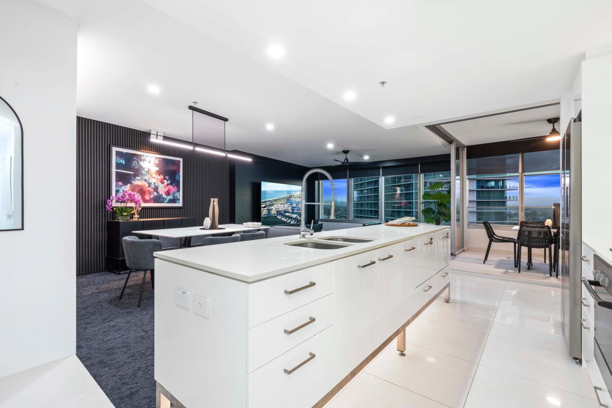 Q Tower At Surfers Paradise - Self Contained Apartments Guldkusten Exteriör bild
