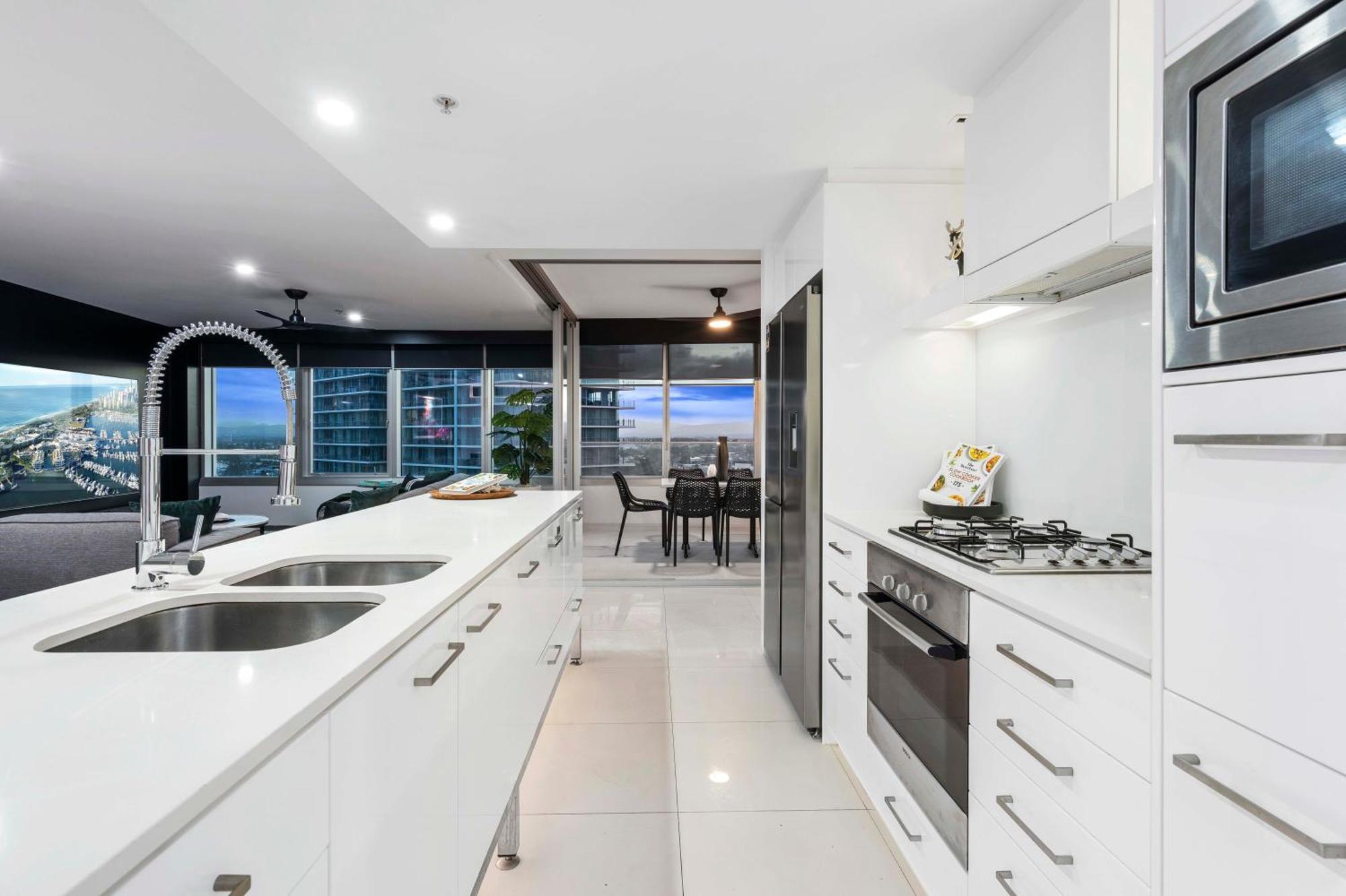 Q Tower At Surfers Paradise - Self Contained Apartments Guldkusten Exteriör bild