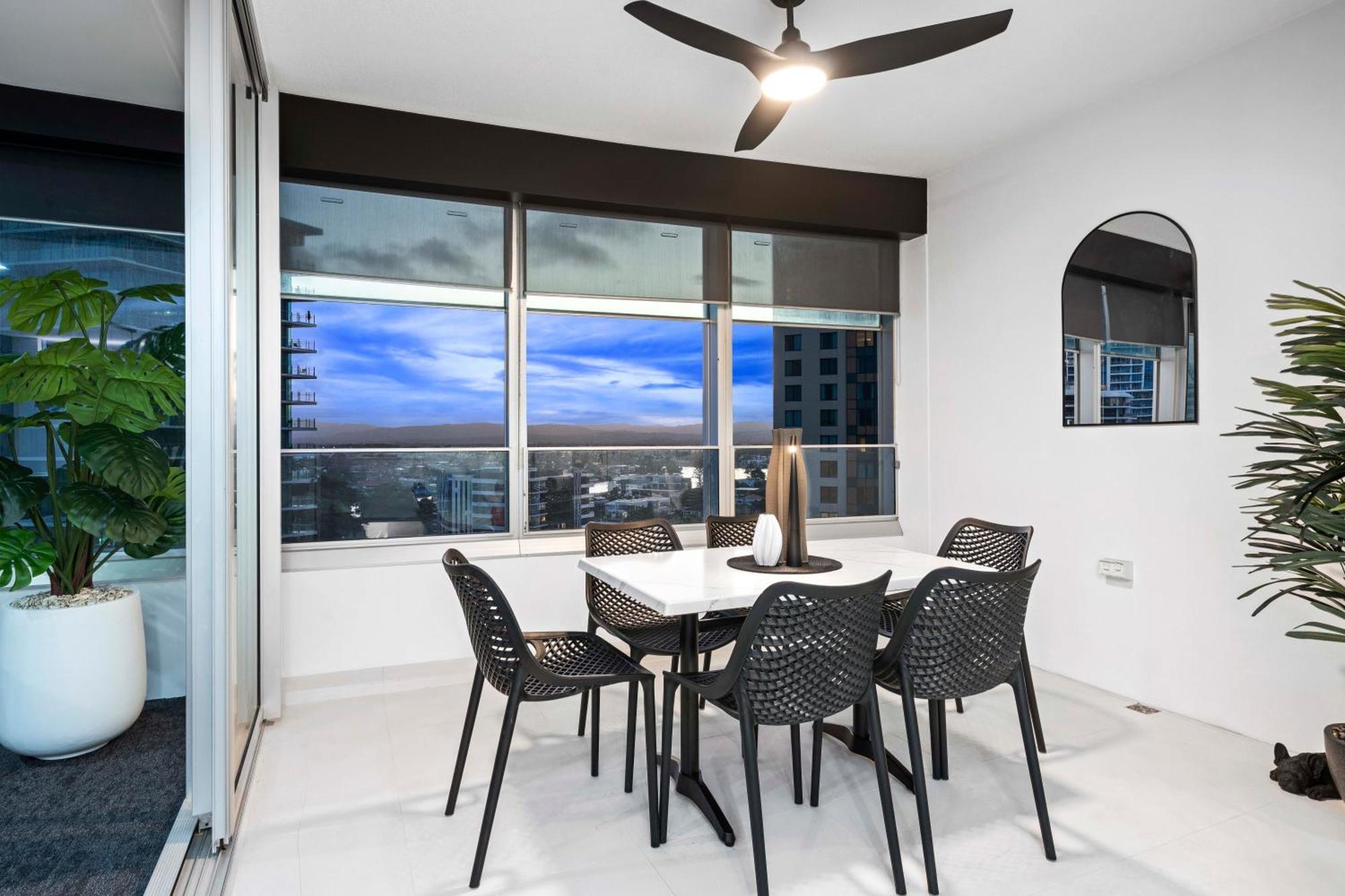 Q Tower At Surfers Paradise - Self Contained Apartments Guldkusten Exteriör bild
