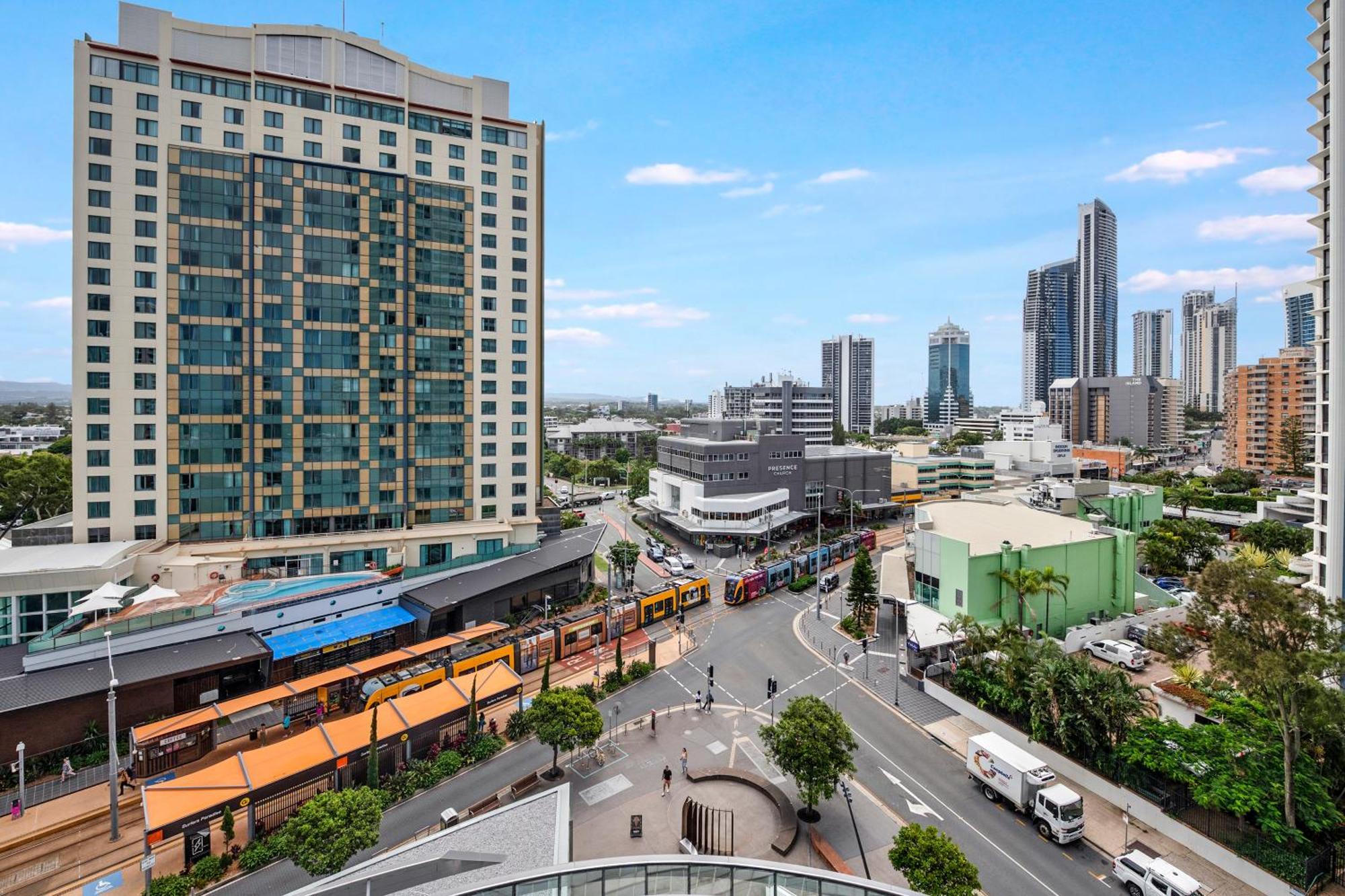 Q Tower At Surfers Paradise - Self Contained Apartments Guldkusten Exteriör bild