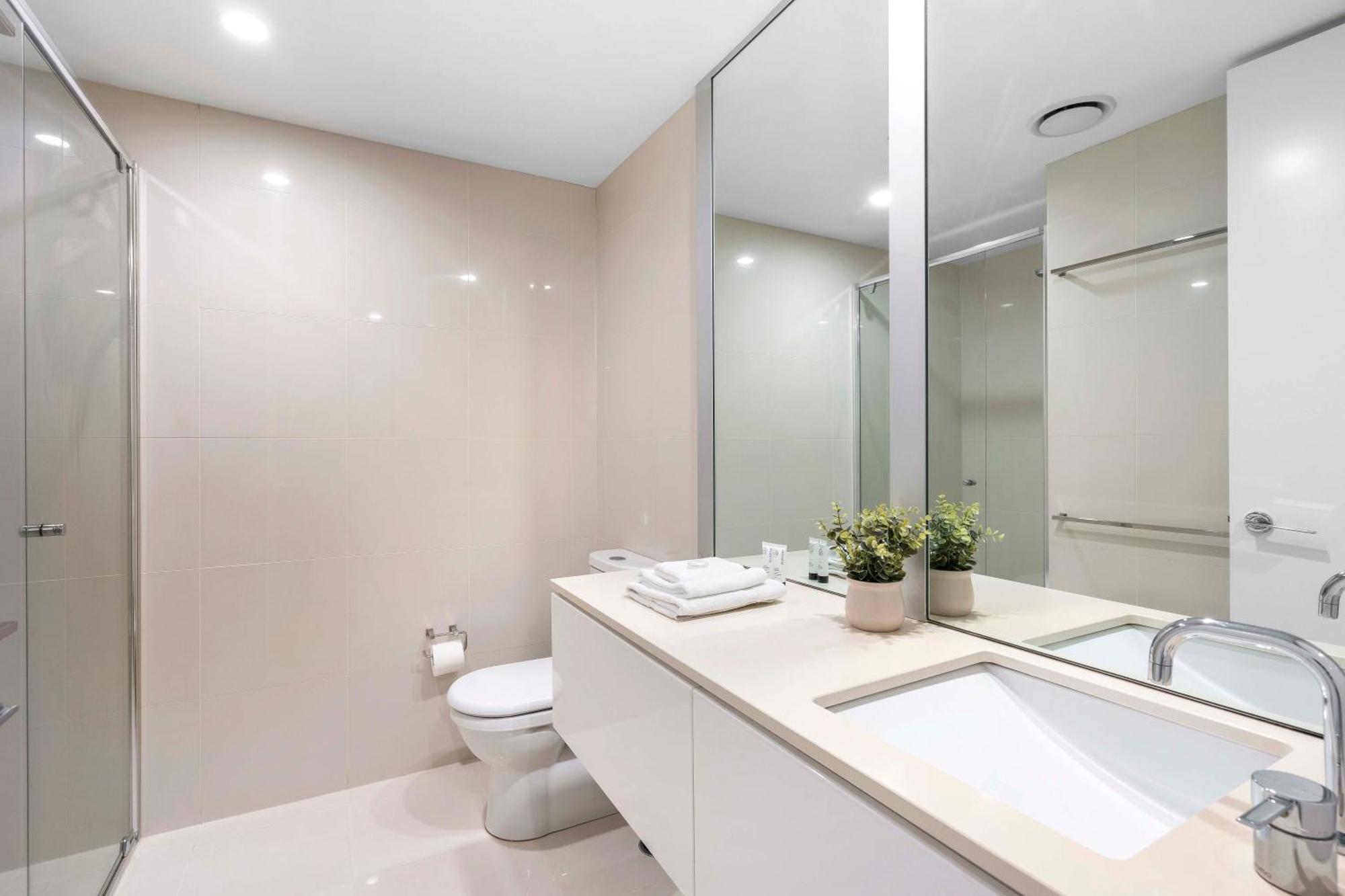 Q Tower At Surfers Paradise - Self Contained Apartments Guldkusten Exteriör bild
