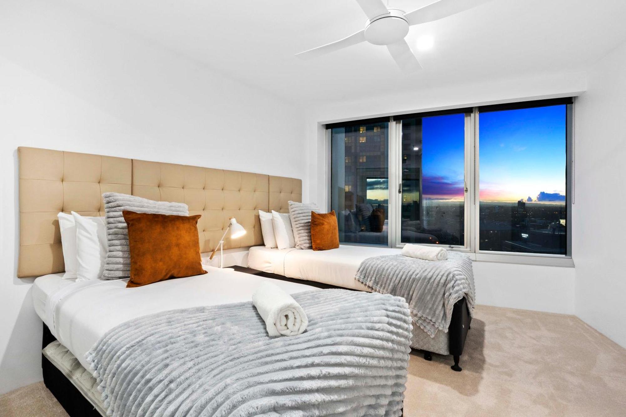 Q Tower At Surfers Paradise - Self Contained Apartments Guldkusten Exteriör bild