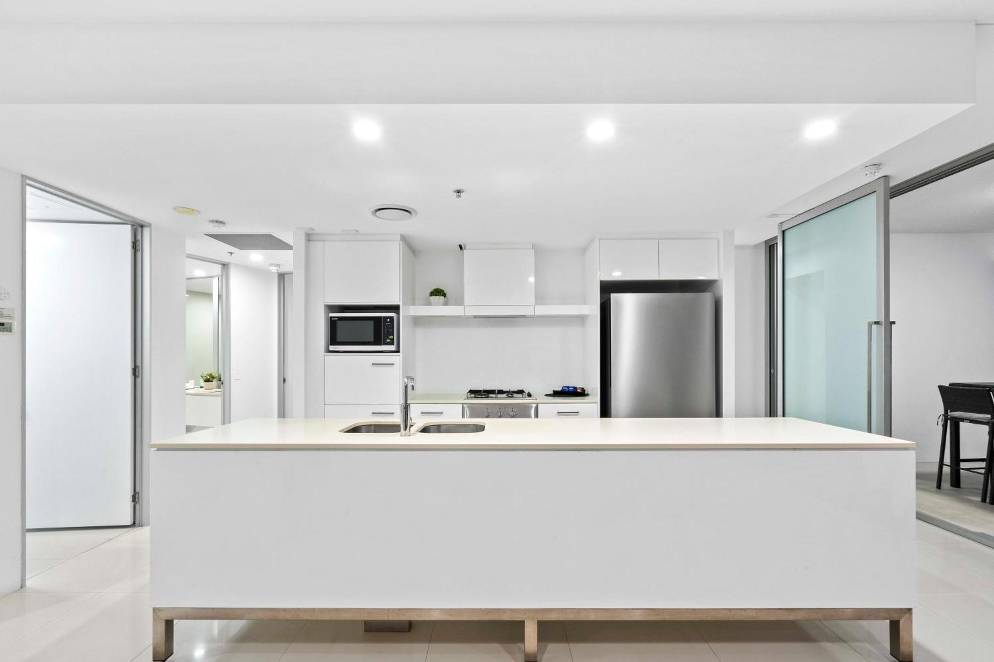 Q Tower At Surfers Paradise - Self Contained Apartments Guldkusten Exteriör bild