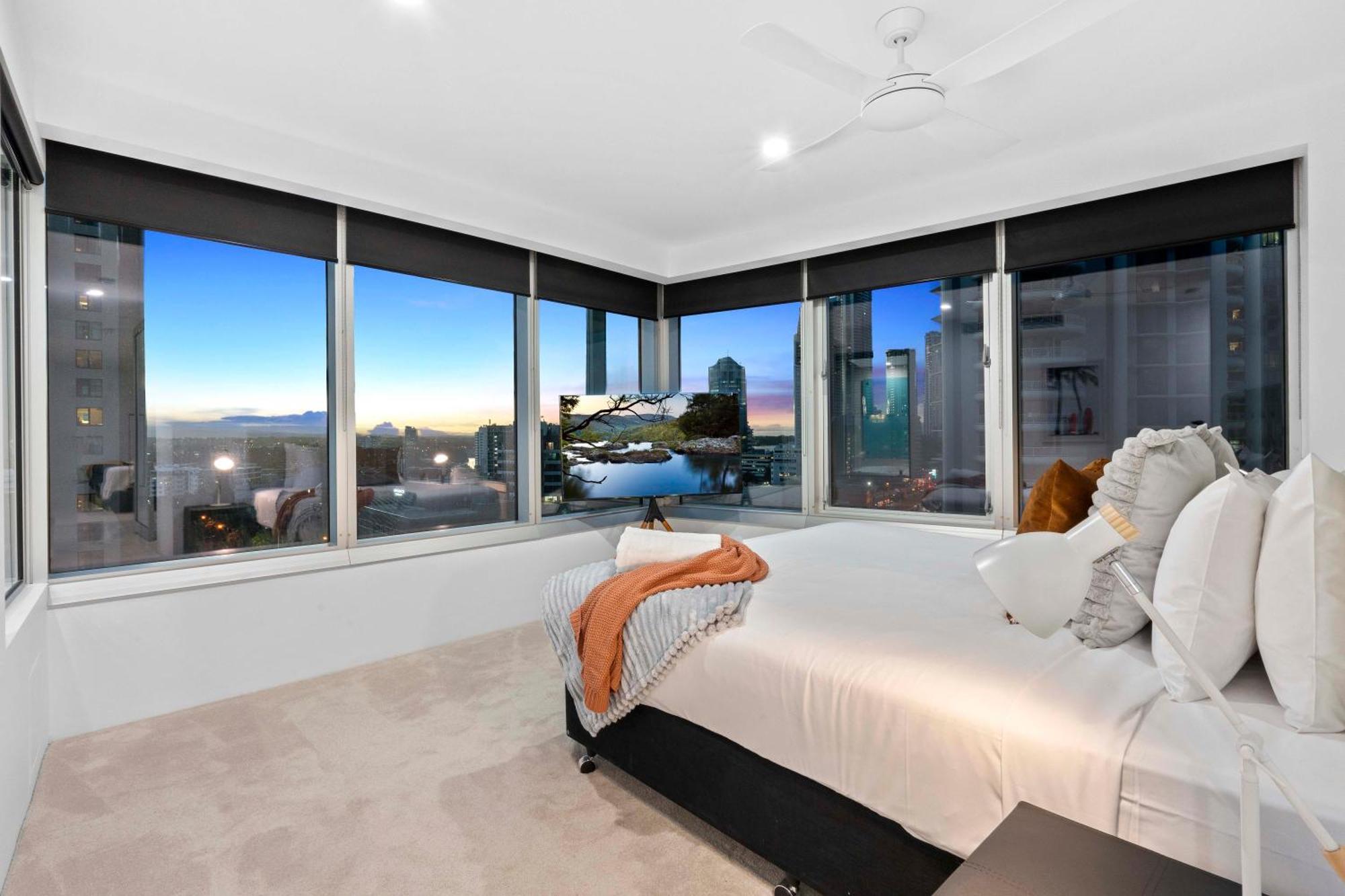 Q Tower At Surfers Paradise - Self Contained Apartments Guldkusten Exteriör bild