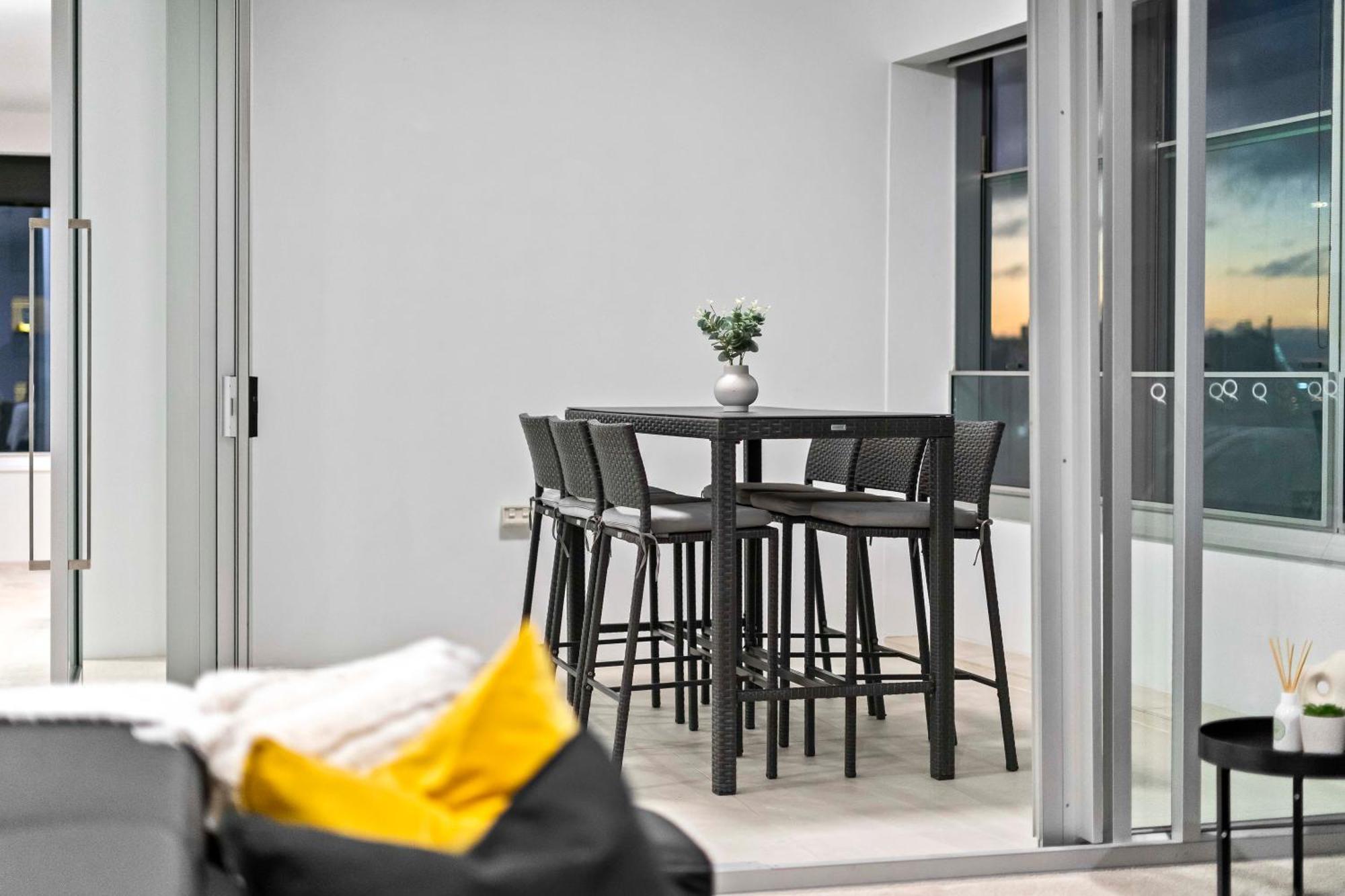 Q Tower At Surfers Paradise - Self Contained Apartments Guldkusten Exteriör bild